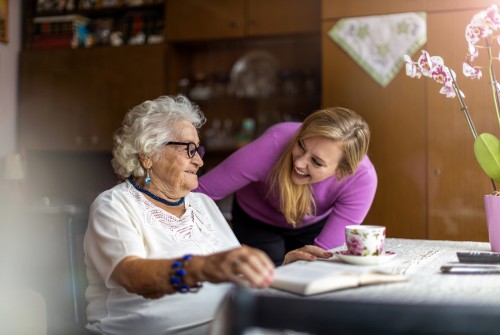 EHPAD : Innovations pour le Bien-Être des Résidents
