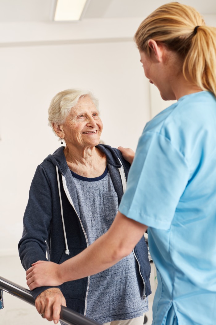 Alzheimer et le personnel spécialisé en ehpad