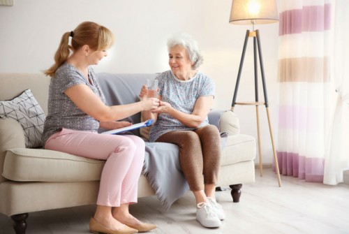 Faire le bon choix : à Domicile ou EHPAD