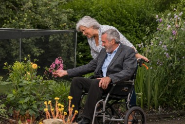 Choisir un fauteuil roulant adapté pour un senior