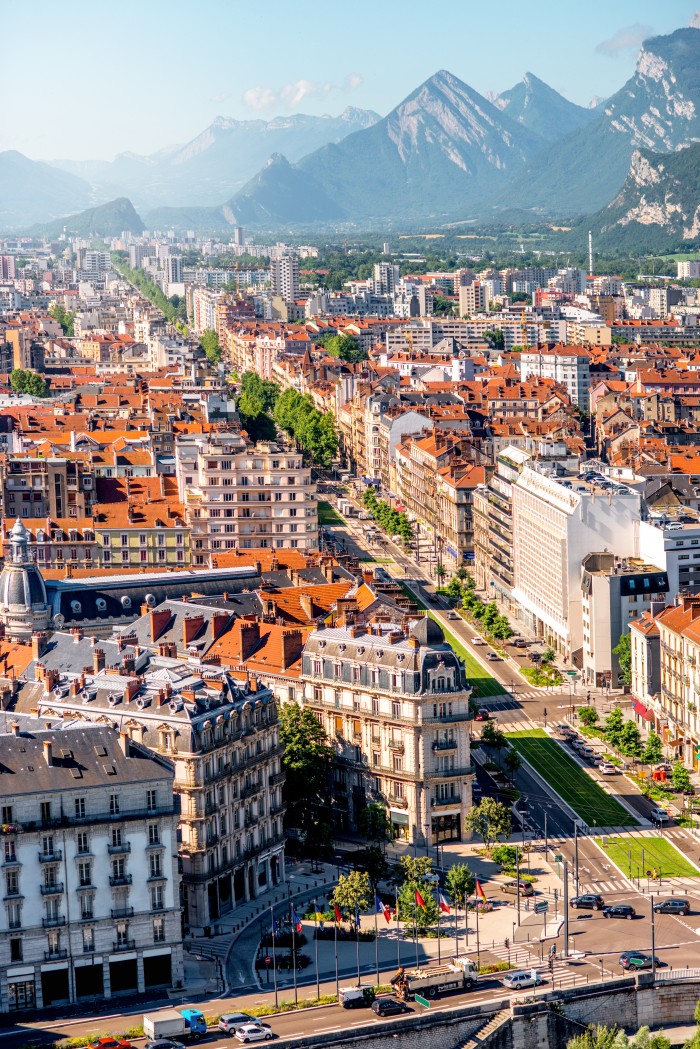 les places disponibles en maisons médicalisées à Grenoble