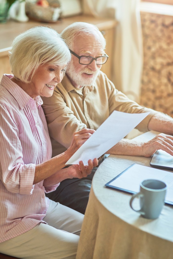 Comprendre les Aspects Émotionnels de la Transition vers une Résidence Senior
