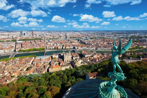 Trouver une place en EHPAD à Lyon : démarches et conseils 2026