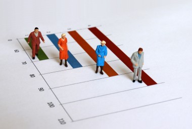 Vieillissement et autonomie : les défis de la France face au grand âge d’ici 2050